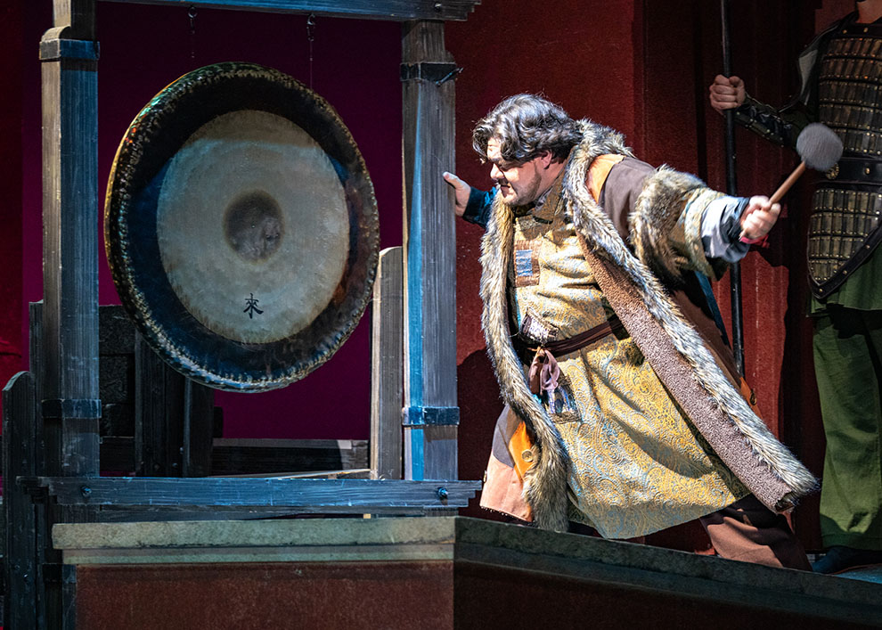 Diego Torre as Calaf in Turandot, photo by Andrew Schwartz