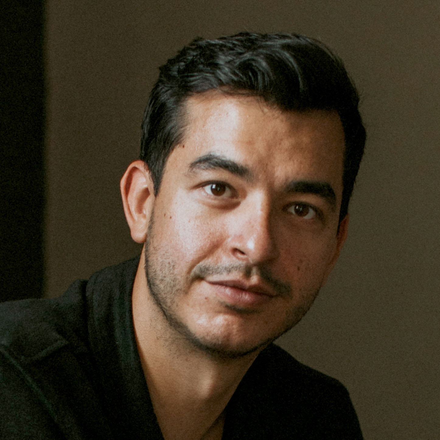 Schyler Vargas, Slim_web-square