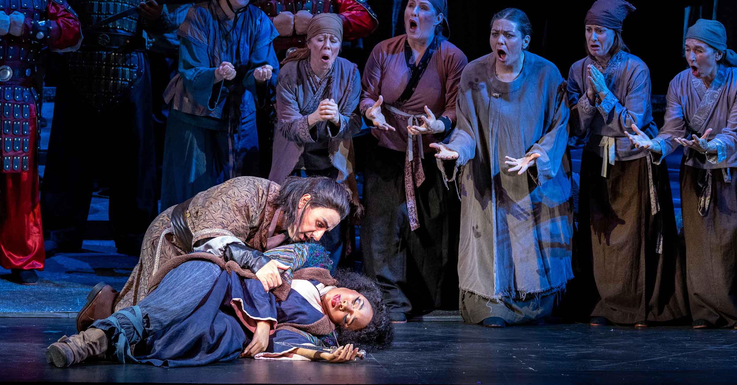 Angelos Samartzis, Brittany Olivia Logan, and the Lyric Opera Chorus in Turandot, photo by Andrew Schwartz