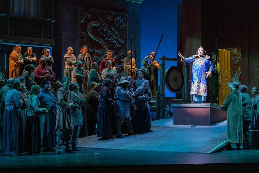 Seungchan Hong and the Lyric Opera of Kansas City Chorus in Puccini's Turandot, photo by Andrew Schwartz