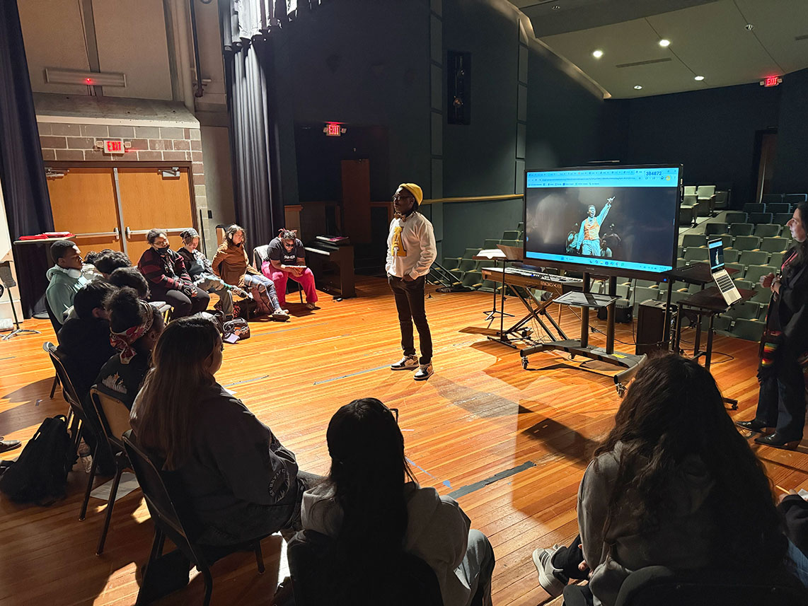 Jermaine Smith (Sportin' Life in Porgy and Bess) as a guest speaker during a residency course